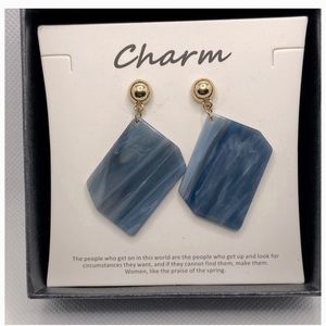 Beautiful Marble Quartz Stud Earrings